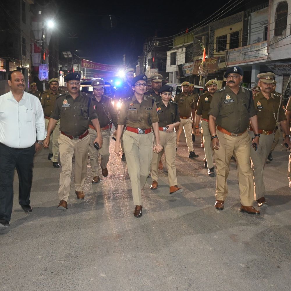 कानपुर देहात में होली पर सुरक्षा व्यवस्था चाक-चौबंद:शराब दुकानों का निरीक्षण, ड्राई डे उल्लंघन पर कार्रवाई की चेतावनी