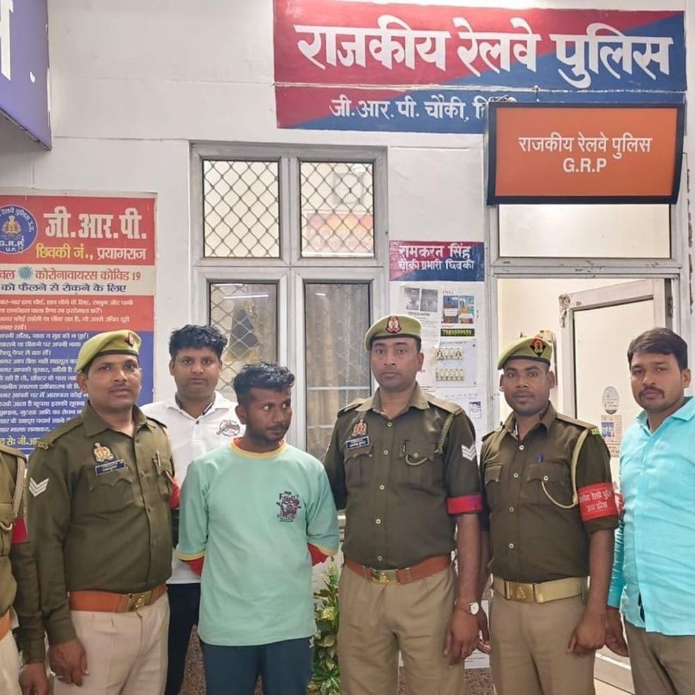 यूपी की बड़ी खबरें:बलिया में डंडे से पीटकर पत्नी को मार डाला, रातभर लाश के पास बैठा; बेटी रोती रही