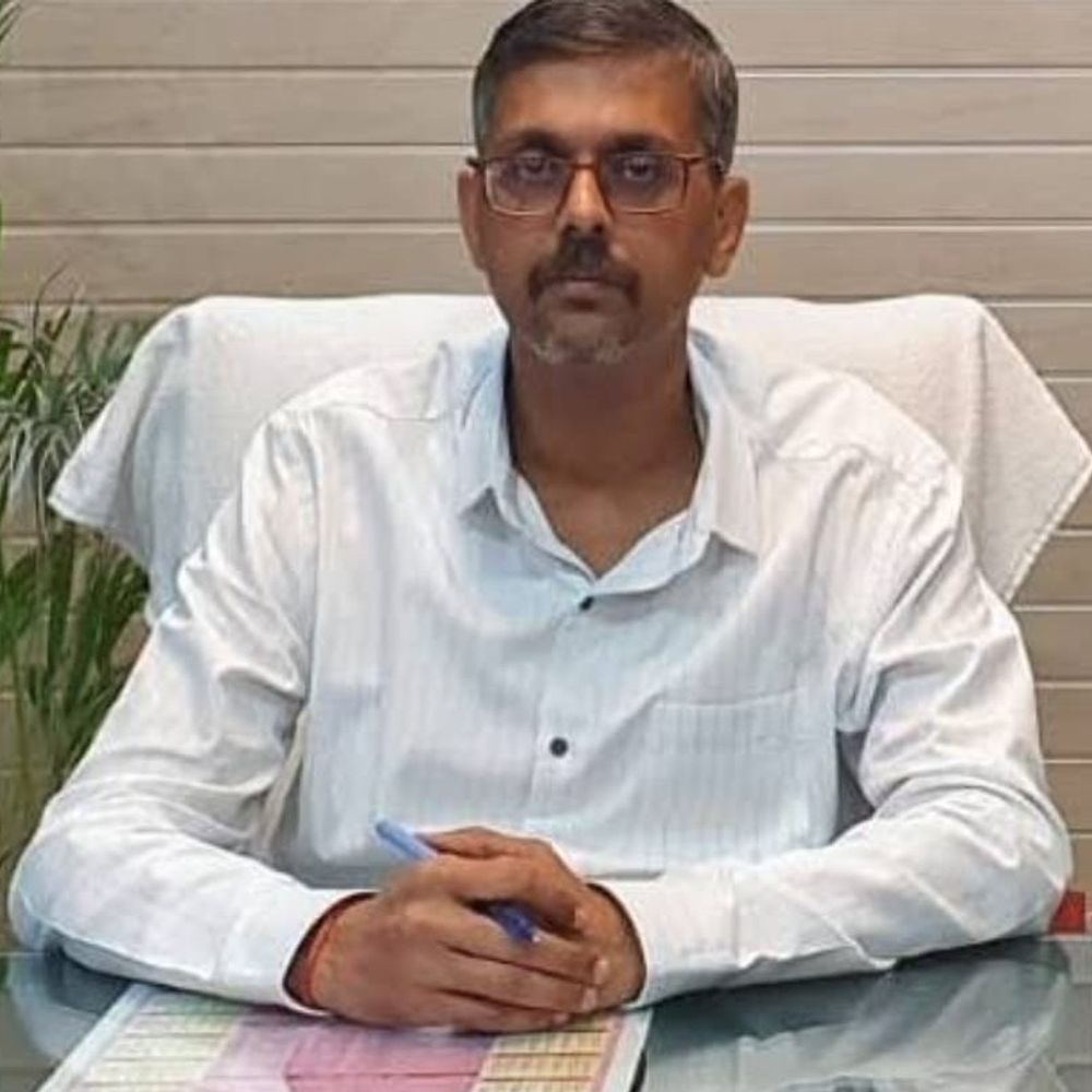 ईरान-इजरायल तनाव: श्रावस्ती प्रशासन अलर्ट:फंसे नागरिकों की मदद को हेल्पलाइन नंबर जारी, सहायता का आश्वासन।