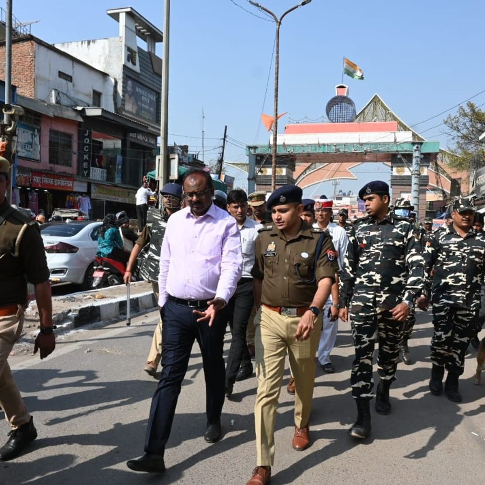 महाराजगंज पुलिस ने कमर कसी:होली पर्व शांतिपूर्ण संपन्न कराने को विशेष तैयारी