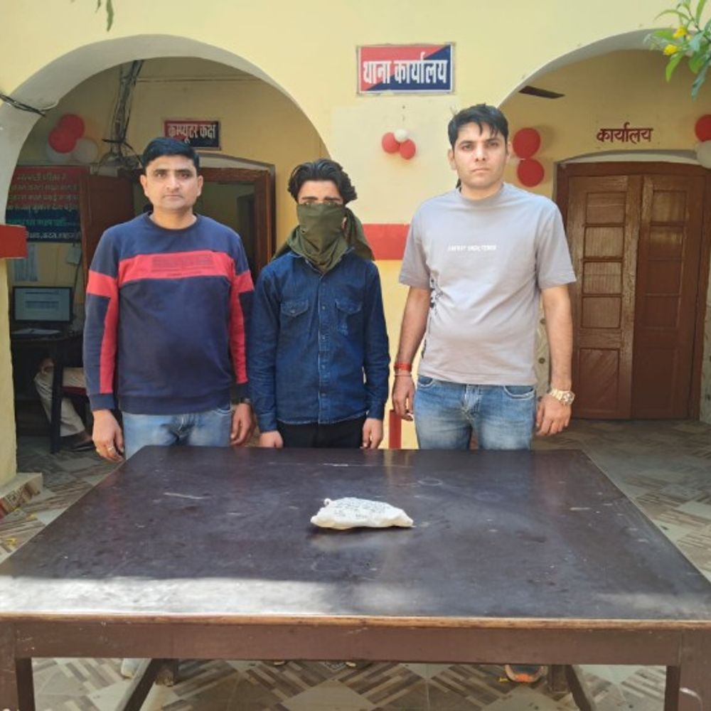 दोस्त को गोली मारने वाला नाबालिग गिरफ्तार:रील बनाने के विवाद में हुई थी घटना, आरोपी बोला- वो पिस्टल मांग रहा था