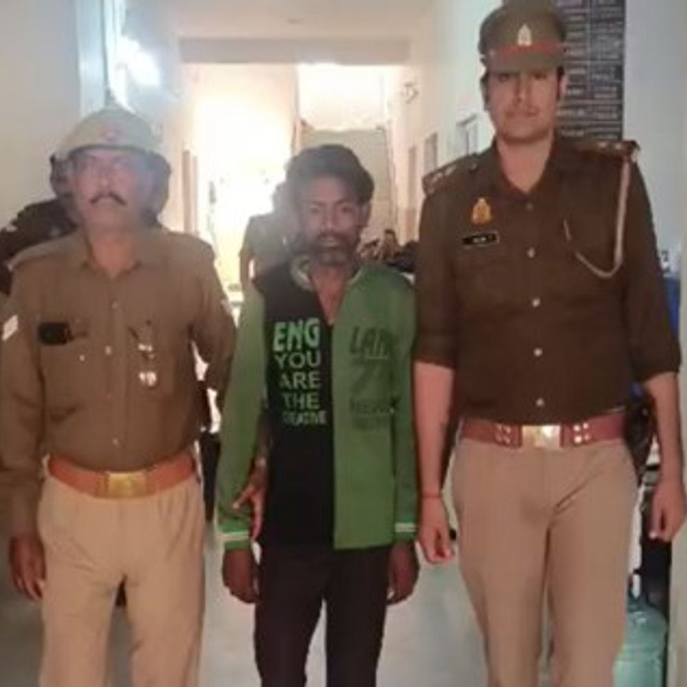 नाबालिग से रेप का आरोपी गिरफ्तार:मथुरा कोतवाली पुलिस ने रेलवे फाटक के पास से दबोचा