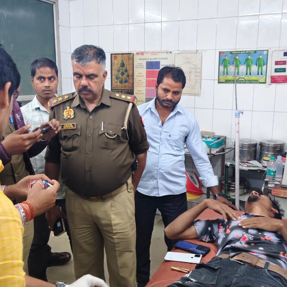 प्रतापगढ़ में पुलिस-बदमाश मुठभेड़, एक को गोली लगी:दो गिरफ्तार; 13 फरवरी की लूट की घटना को दिया अंजाम