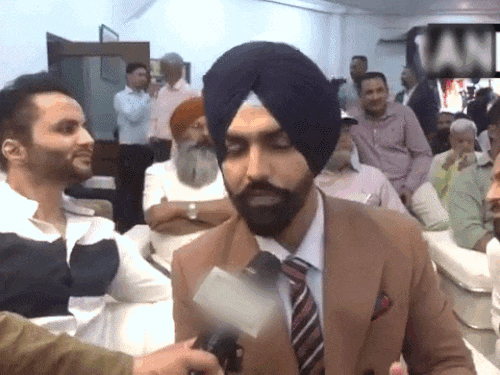 एक्टर एमी विर्क की फैमिली ईरान-इजराइल जंग में फंसी:बोले- बेटी ने कहा, बेड के नीचे छिप जाऊंगी; हनीमून मनाने गया कपल दुबई में फंसा