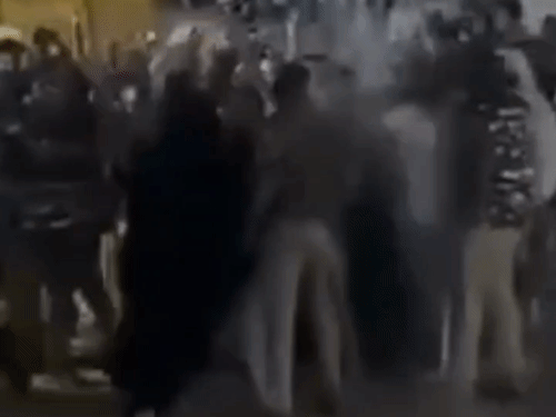 बुलंदशहर में शिया समुदाय ने इजरायल के खिलाफ किया प्रदर्शन:  5 इस्लामिक स्कॉलर छात्र ईरान में फंसे, सैकड़ों लोग सड़क पर उतरे – Bulandshahar News