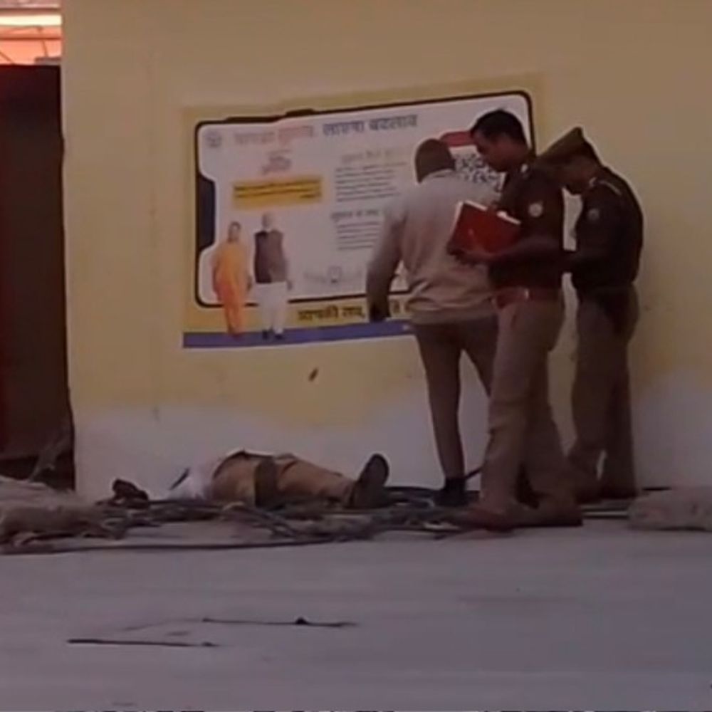 रोडवेज बस स्टैंड के पीछे मिला युवक का शव:शाहजहांपुर में पुलिस शिनाख्त में जुटी, पोस्टमार्टम के लिए भेजा गया