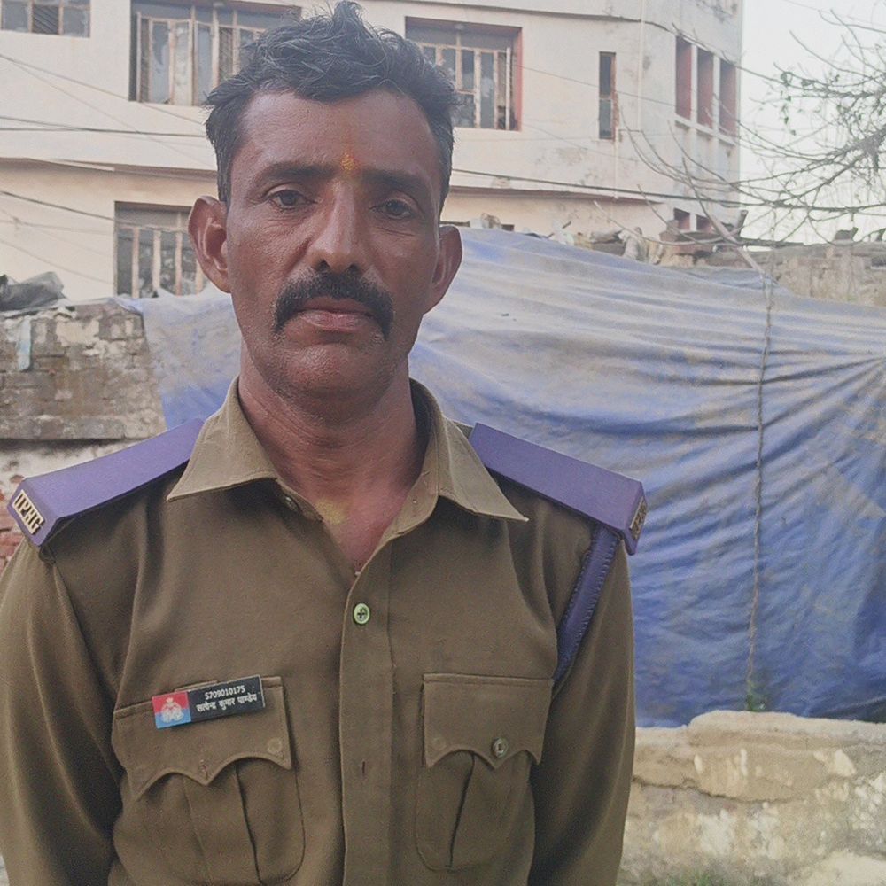 प्रतापगढ़ में कमांडेंट पर रिश्वत मांगने का आरोप:होमगार्ड बोला- ड्यूटी बहाली के नाम पर 4 हजार रुपये मांगे, न देने पर वेतन रोका