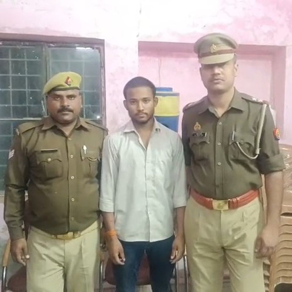 गोंडा में 25 हजार का इनामी बदमाश गिरफ्तार:लड़की के अपहरण मामले में था फरार, एसपी विनीत ने घोषित किया था इनाम