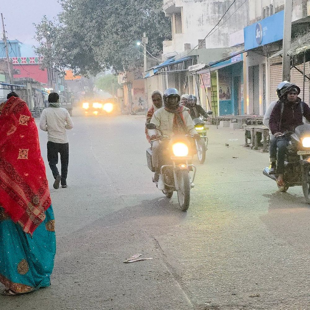 संभल में AQI 202, अस्वस्थ श्रेणी में वातावरण:न्यूनतम 15 डिग्री, दिन में 35 डिग्री तक पहुंचेगा तापमान