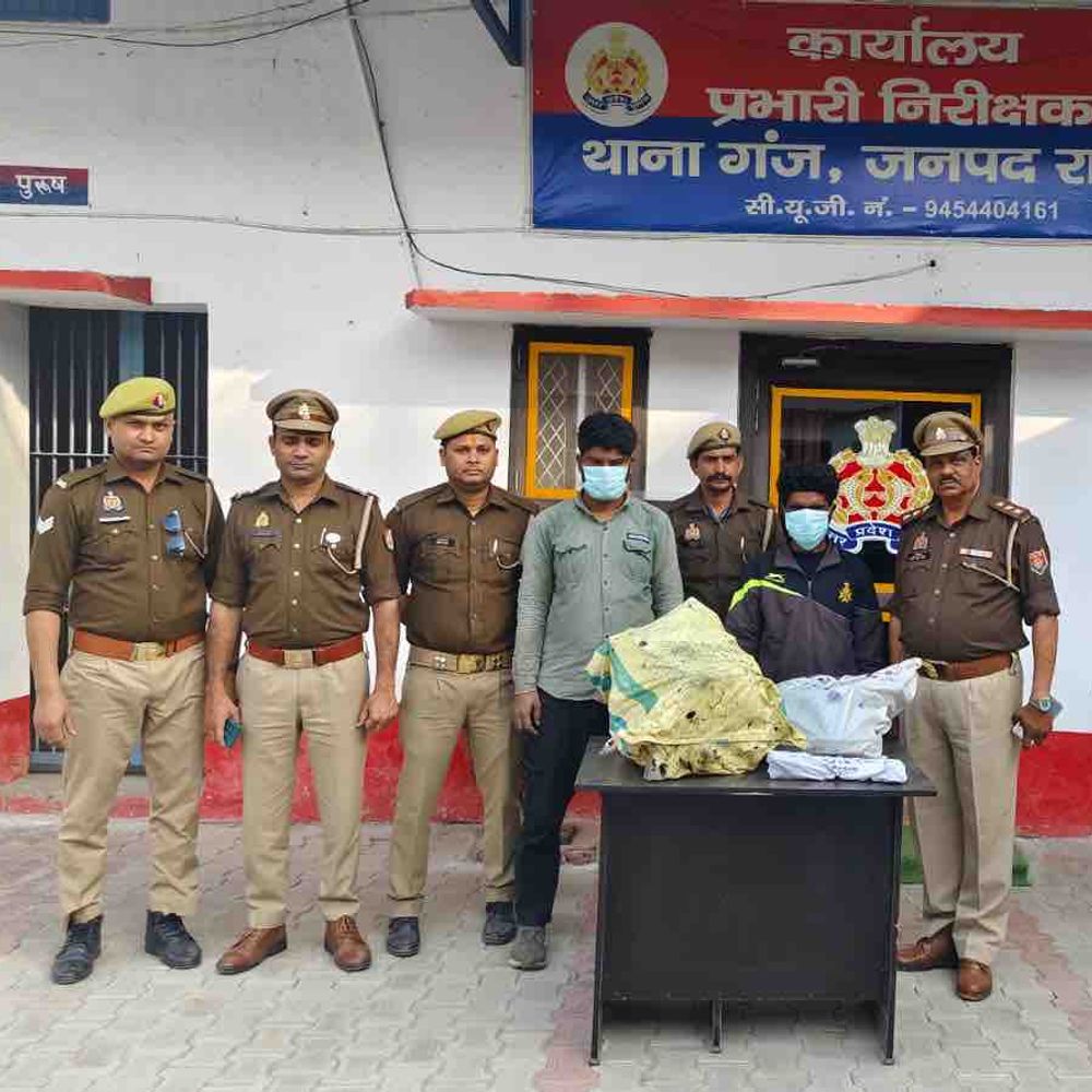 जली कार का इंजन चोरी करने वाले दो चोर गिरफ्तार:रामपुर पुलिस ने पकड़ा, पुरानी चोरी भी कबूला; भेजा जेल