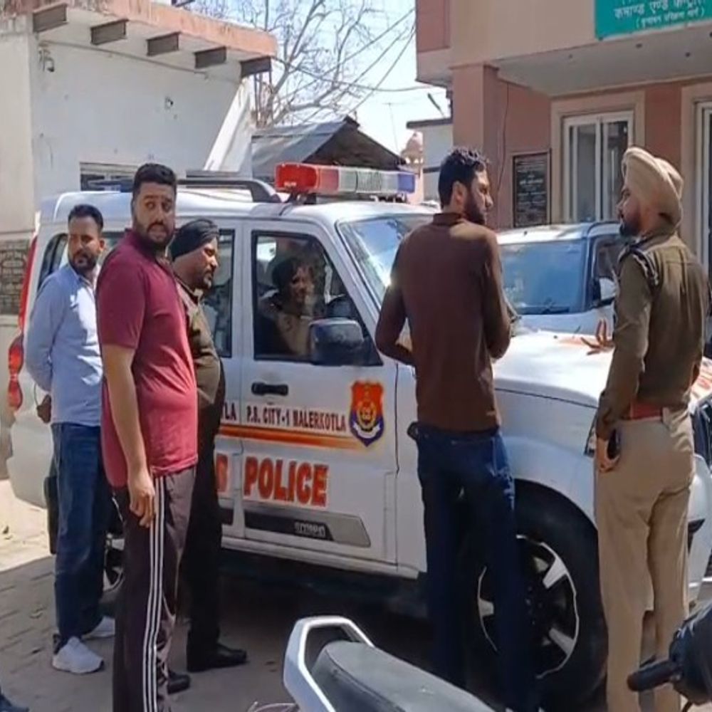 पंजाब पुलिस ने मथुरा से पकड़े बंटी बबली:विदेश में नौकरी लगाने के नाम पर करते थे ठगी, वृंदावन की हाई राइज सोसाइटी में अवैध रूप से चला रहे थे होटल