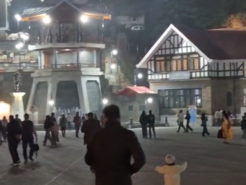 हिमाचल के ऊंचे पहाड़ों पर 3 दिन बारिश-बर्फबारी:  मौसम में बदलाव से पहले गर्मी, 12 शहरों में तापमान 25॰C, 4 जगह 30॰C पार – Shimla News