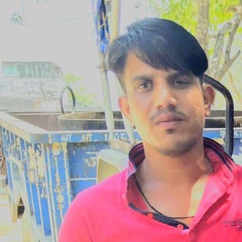 छोटे भाई ने बड़े भाई को पीट-पीटकर मार डाला:इलाज के दौरान रास्ते में मौत, आरोपी छोटा भाई गिरफ्तार