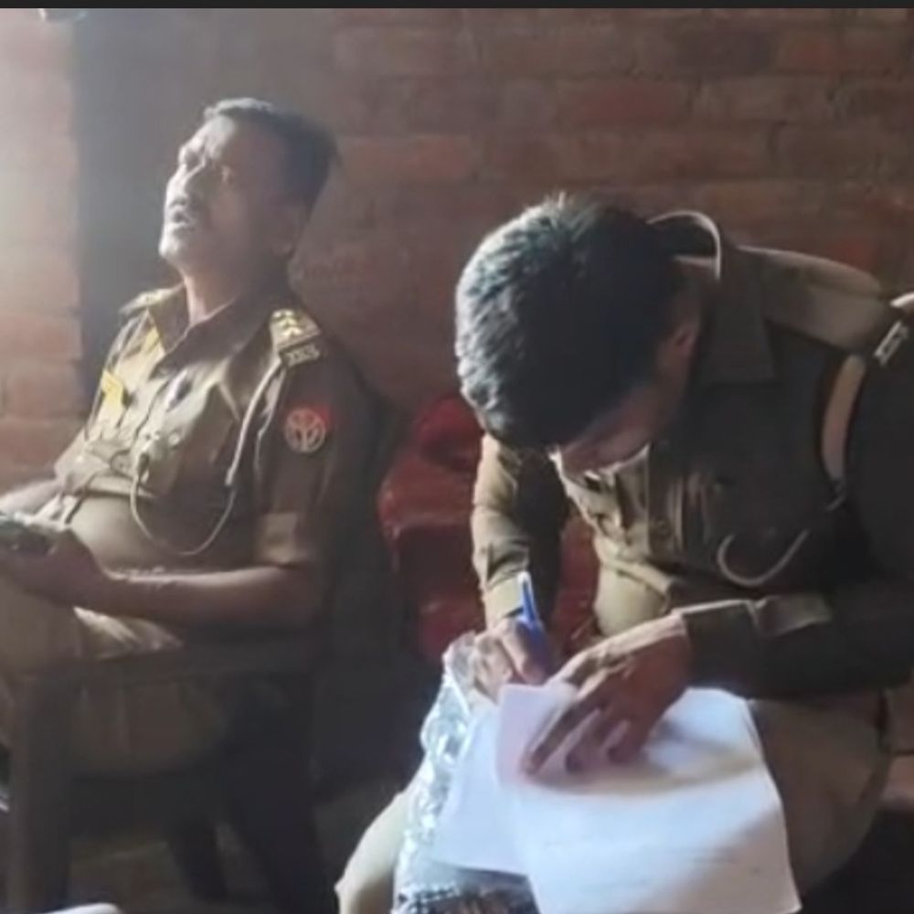 शादी से 4 दिन पहले युवती ने की आत्महत्या:रसोईघर की चौखट पर फंदे से लटका मिला शव, 25 फरवरी को पिता का निधन हुआ था