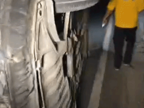 करनाल NH44 पर दो कारों की जोरदार टक्कर:  एक गाड़ी पलटी,लगा लंबा जाम, कंधे में चोट, दोनों वाहन बुरी तरह क्षतिग्रस्त – Karnal News