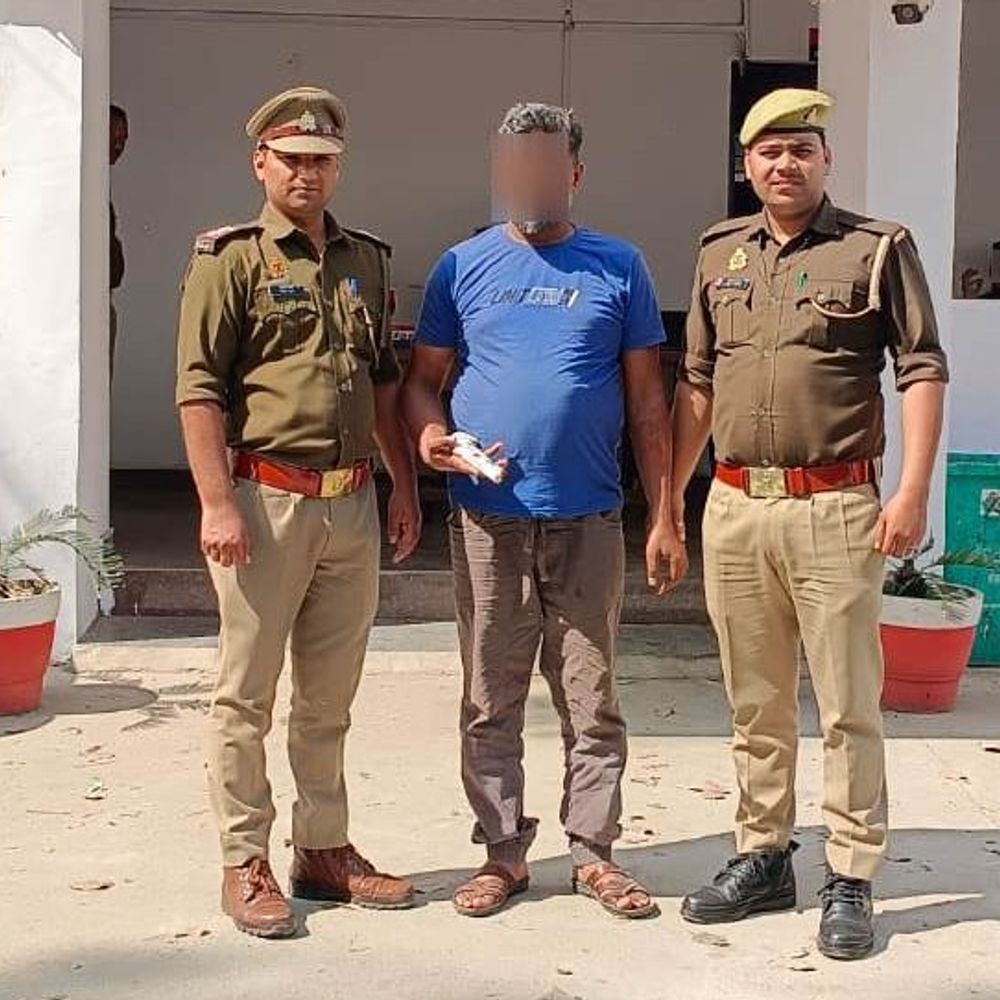 बुलंदशहर में 15 साल से फरार शातिर युवक गिरफ्तार:लूटपाट के केस में वांटेड था, अवैध असलहा और कारतूस बरामद