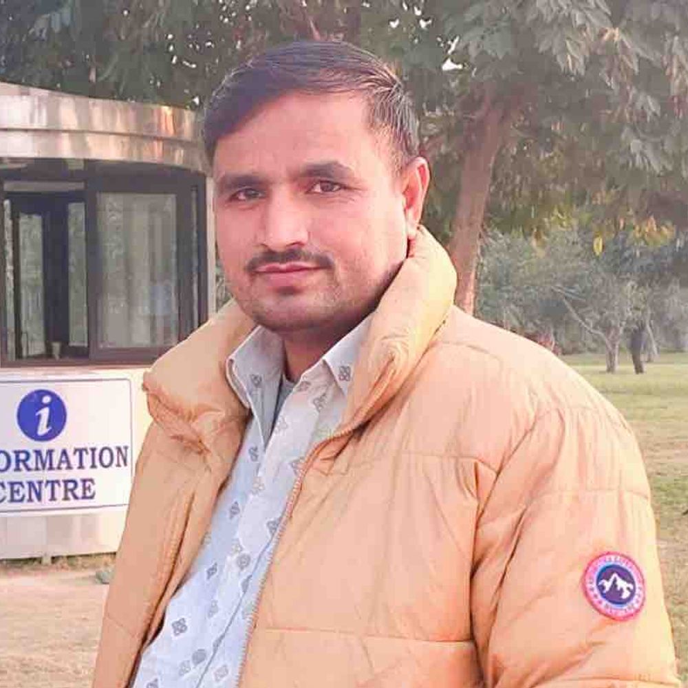 जींस कारोबारी लापता, मोबाइल-बैग रेलवे स्टेशन के आउटर पर मिला:परिजन जता रहे अपहरण की आशंका, पुलिस सीमा विवाद में उलझी