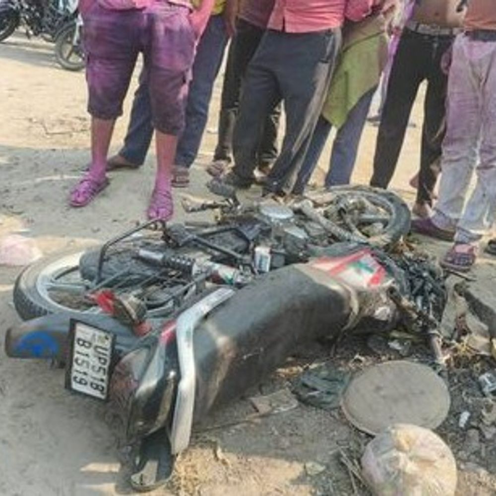 आज अखबार नहीं, पढ़िए बस्ती की पांच बड़ी खबरें:बस्ती में फगुआ गीत पर झूमे लोग, युवक की नदी में डूबने से मौत, होली के दिन तालाब में युवक लापता