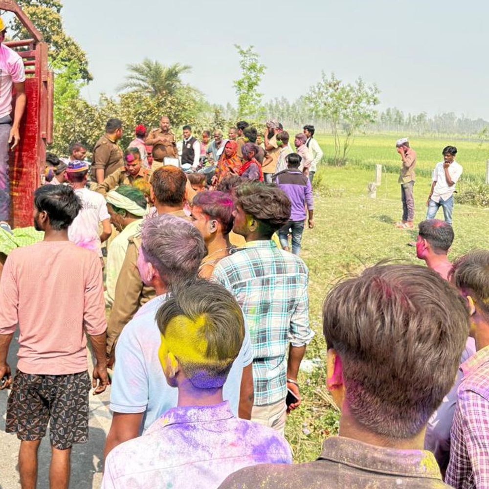 सीतापुर में दो बाइकों की टक्कर, एक की मौत:चार गंभीर रूप से घायल, लापरवाही से वाहन चलाने से हुई भिड़ंत