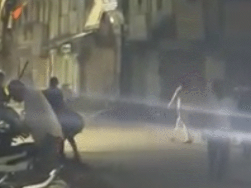 जबलपुर में दो गुट आपस में भिड़े, पथराव किया:  फायरिंग की भी सूचना, एक घायल अस्पताल में भर्ती; 3 थानों की पुलिस फोर्स तैनात – Jabalpur News