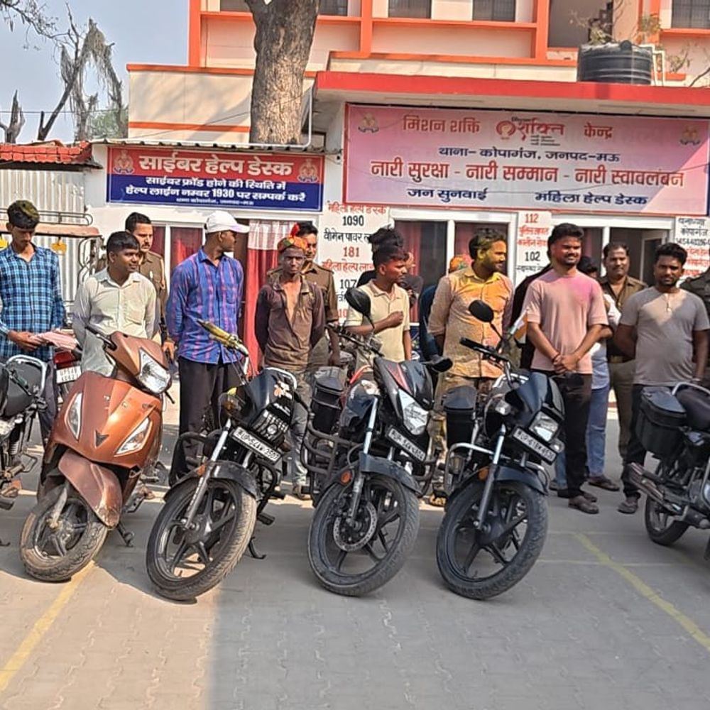 मऊ पुलिस ने शराब पीकर गाड़ी चलाने वालों को पकड़ा:होली पर अभियान में भरवाए लिखित बांड, कार्रवाई करने की चेतवानी