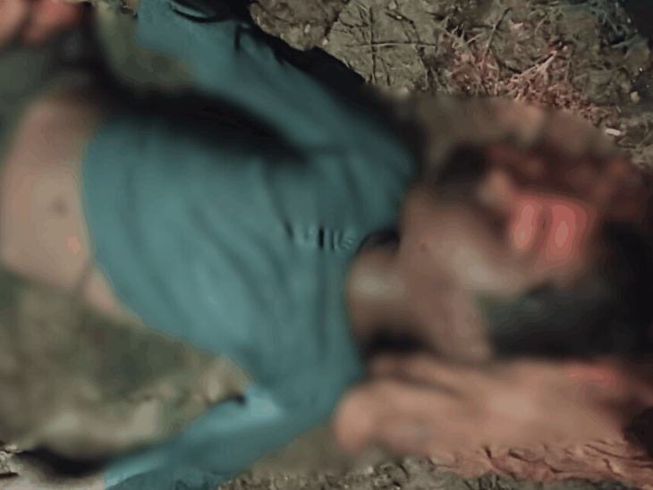 एटा में सड़क हादसे में पिता-पुत्र की मौत:बाइक अनियंत्रित होकर डिवाइडर से टकराई, होली के मनाने घर लौट रहा था युवक