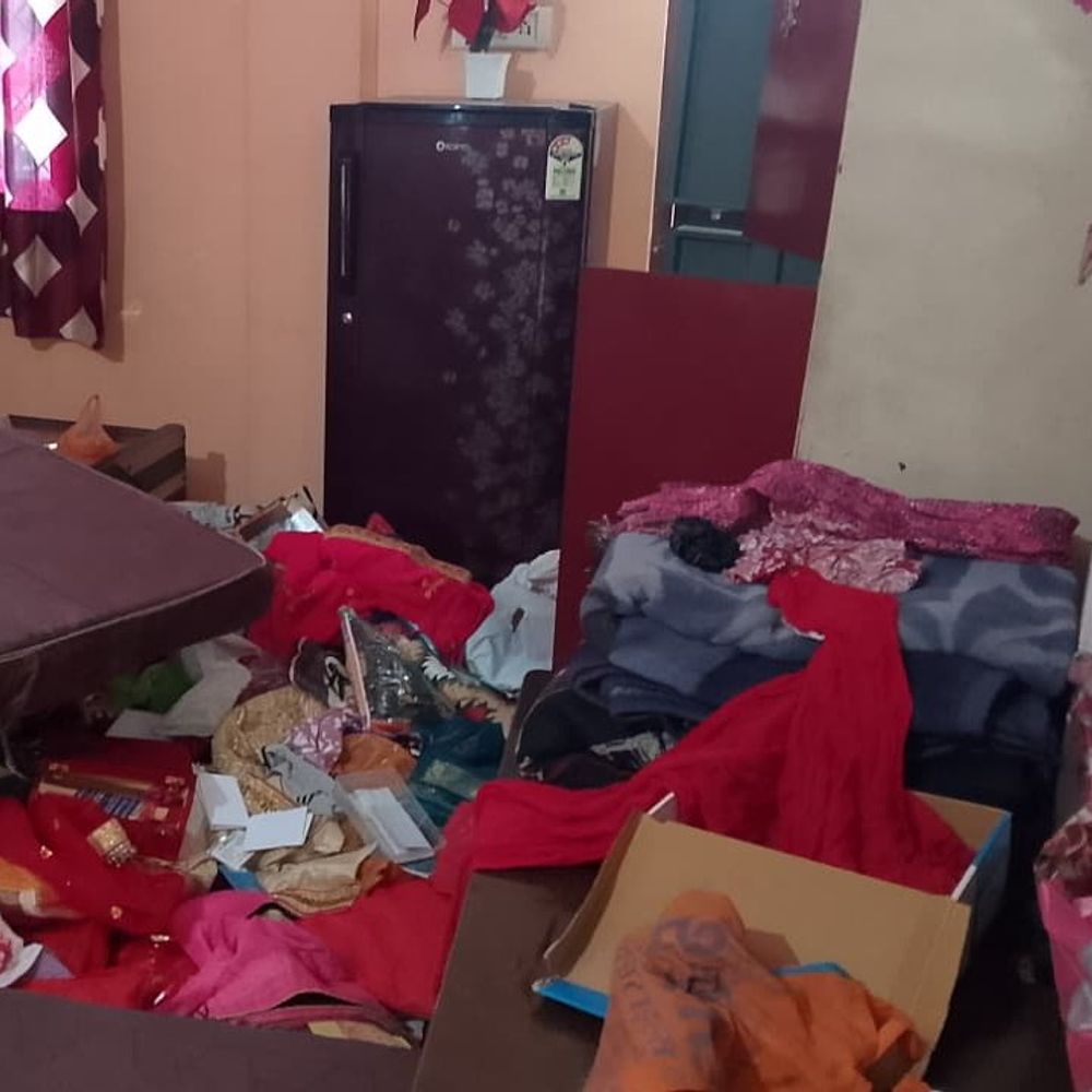 उन्नाव में बंद घर में चोरी, परिवार मैहर गया था:गंगाघाट के बिंदा नगर में वारदात, पुलिस ने CCTV फुटेज की जांच की