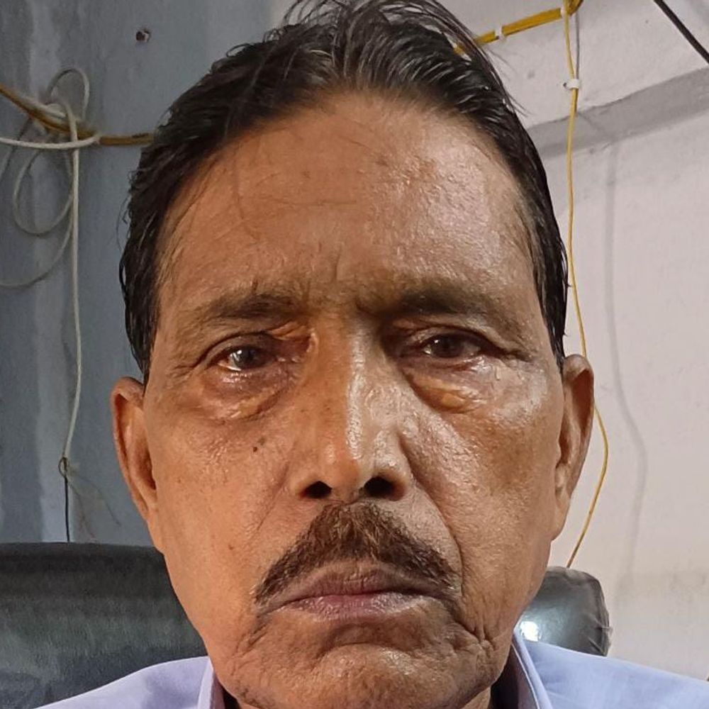 कौशांबी: जगन्नाथपुर ग्राम प्रधान अय्यूब अहमद का निधन:लंबी बीमारी के बाद इलाज के दौरान हुई मौत, गांव में शोक