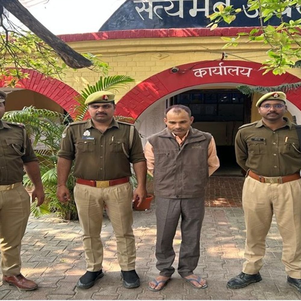 छात्रा से रेप के बाद हत्या का आरोपी गिरफ्तार:चौकी इंचार्ज निलंबित; किराएदार बाइक पर बैठाकर ले गया था