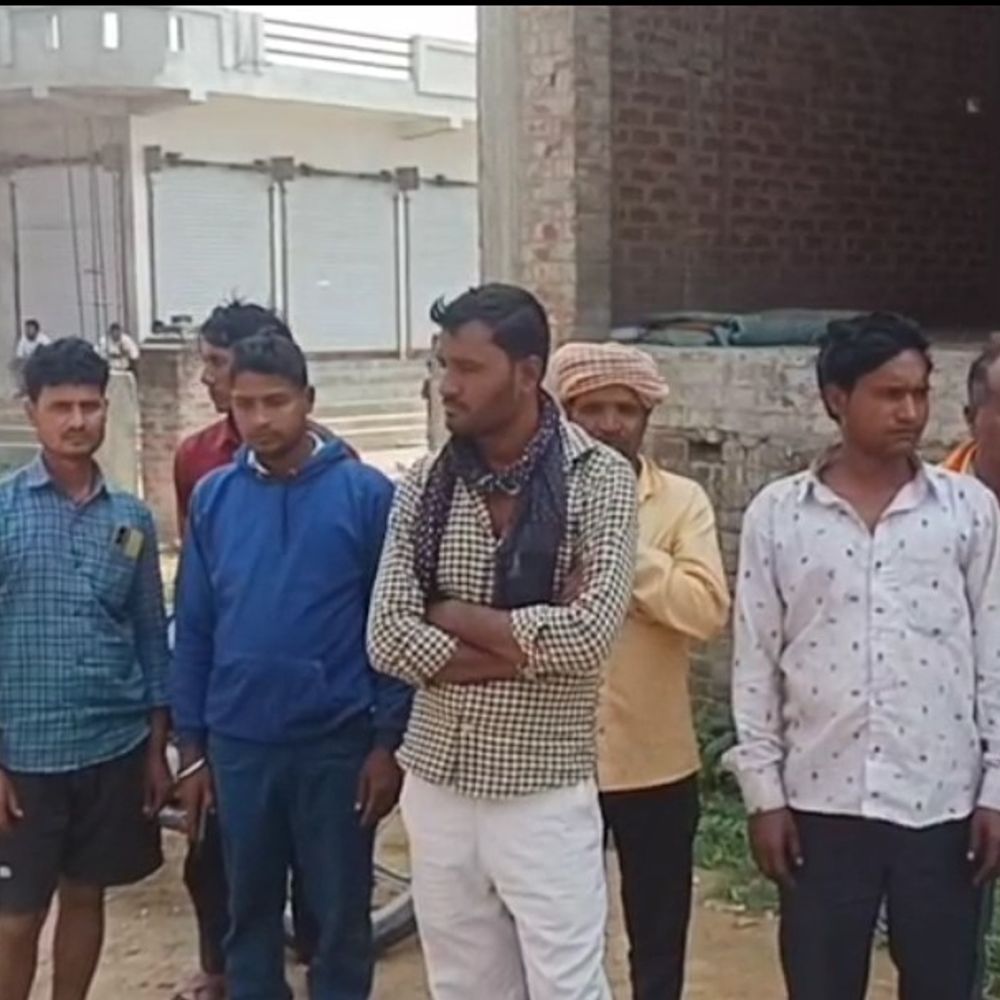 बहराइच में तीन दिन से लापता बुजुर्ग का शव मिला:चेहरे पर चोट के निशान मिले, घर वालों ने हत्या की आशंका जताई