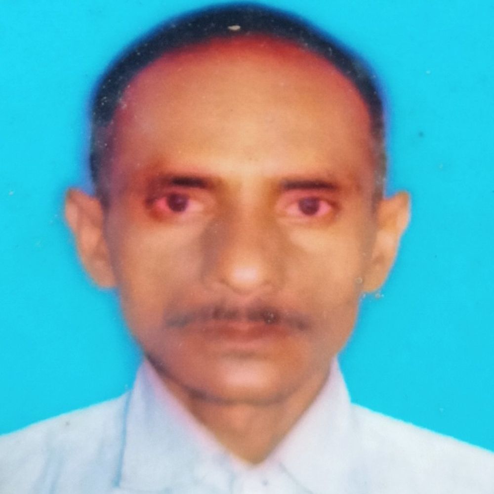 आंवला स्टेशन पर मिला 3 दिन पुराना शव:बिहार से मनोना धाम दर्शन करने आया था व्यक्ति, होली की भीड़ में नहीं पड़ी नजर