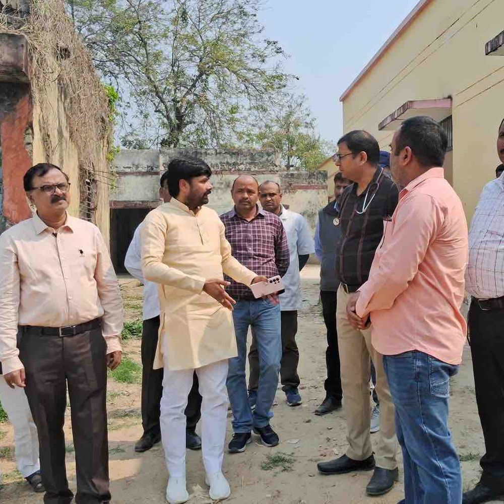 गोरखपुर में खुलेंगी 15 ब्लॉक पब्लिक हेल्थ यूनिट:स्वास्थ्य सेवाएं होंगी मजबूत, CMO ने किया निरीक्षण