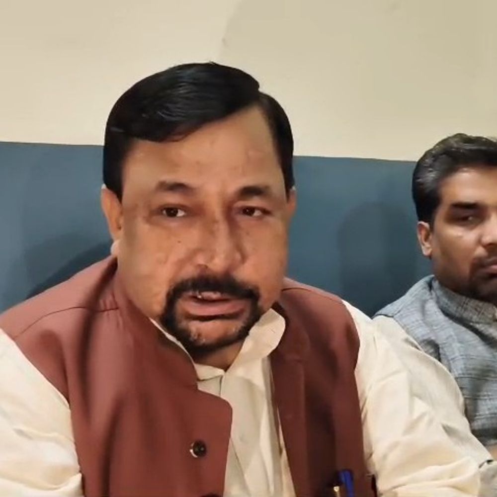 मुकेश राजपूत बोले- सांसद बनने के बाद आय नहीं बढ़ी:फर्रुखाबाद सांसद ने सोशल मीडिया पोस्ट पर दी सफाई