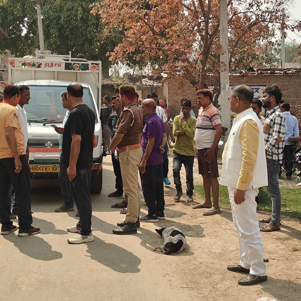 अयोध्या में कमरे में मिला युवक का शव:4 मार्च को खाना खाकर सोने चला गया, परिजन देखने पहुंचे तो लटका हुआ था