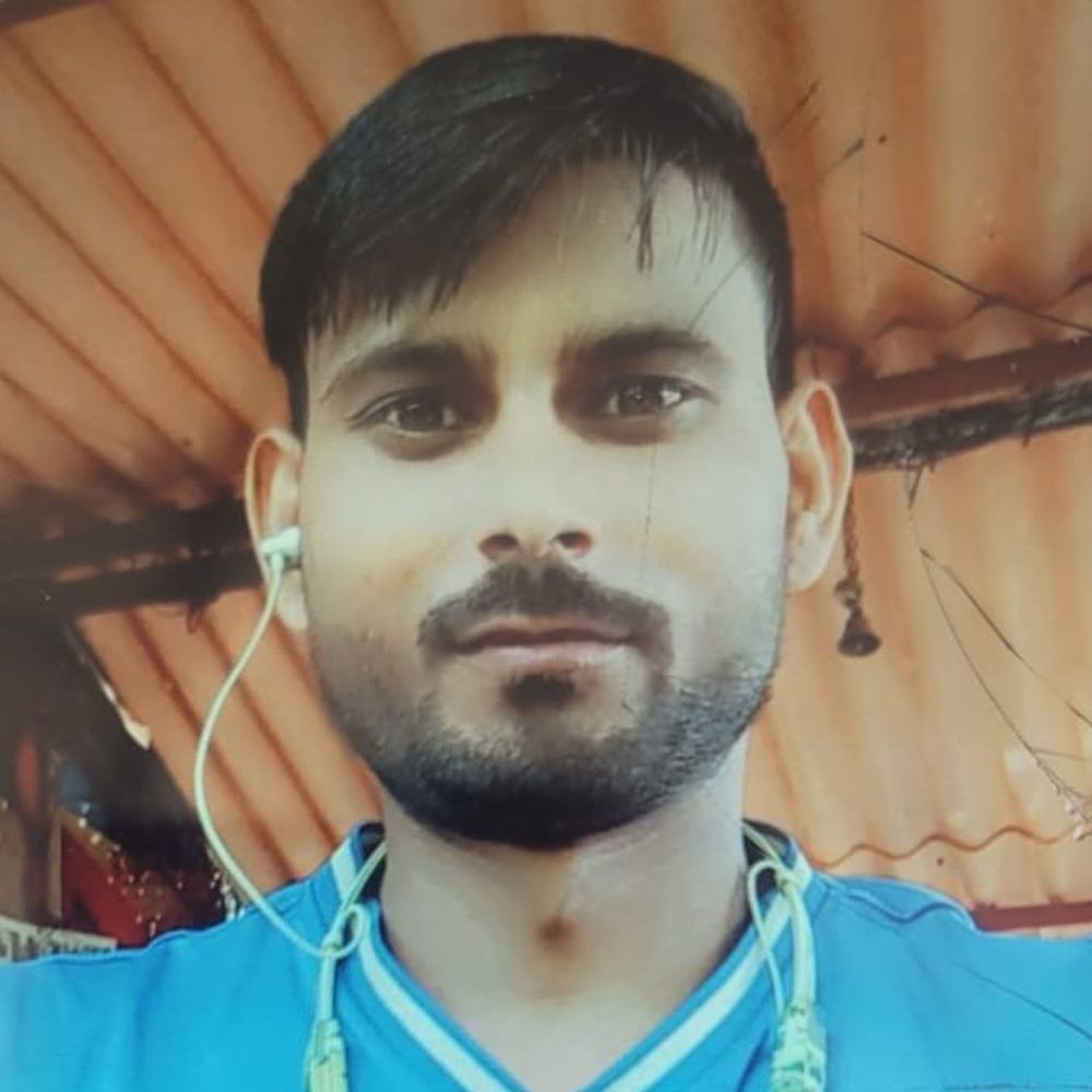 उन्नाव में बाइक टक्कर से युवक की मौत:घर लौटते समय हादसा, दो भाइयों की पहले हो चुकी है मौत