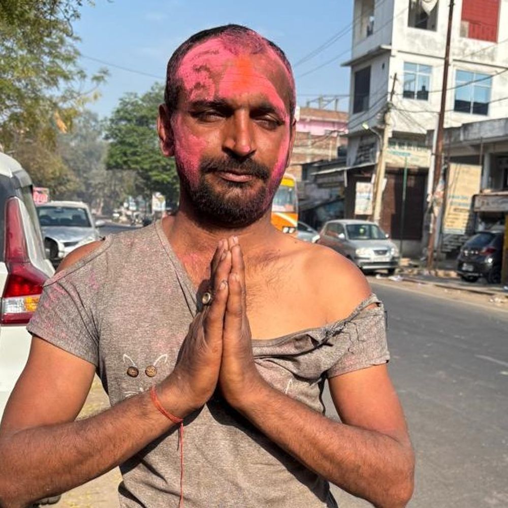 प्रतापगढ़ में अज्ञात वाहन की टक्कर से युवक की मौत:घर लौटते समय हुआ हादसा, पुलिस ने पोस्टमार्टम के लिए शव भेजा