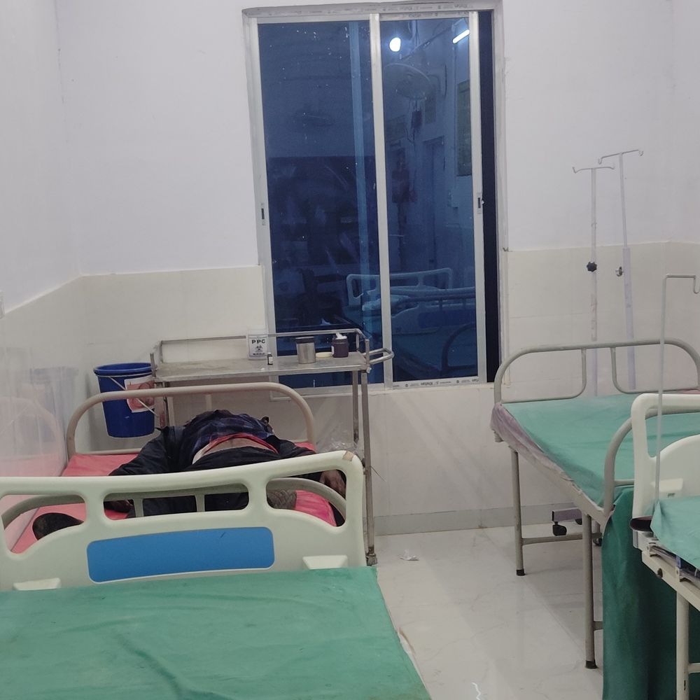 फतेहपुर में गला कटने से युवक की मौत:अस्पताल पहुंचने से पहले तोड़ा दम, चिकित्सकों ने मृत घोषित किया