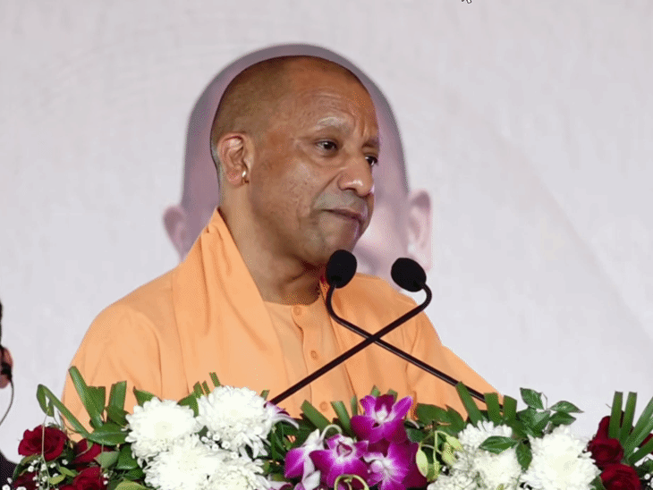 सीएम योगी ने सुपर स्पेशलियलिटी हॉस्पिटल का किया उद्घाटन:नोएडा में बोले- कपिल देव की बॉलिग देख पाकिस्तान टीम पहले ही आधा हार जाती थी