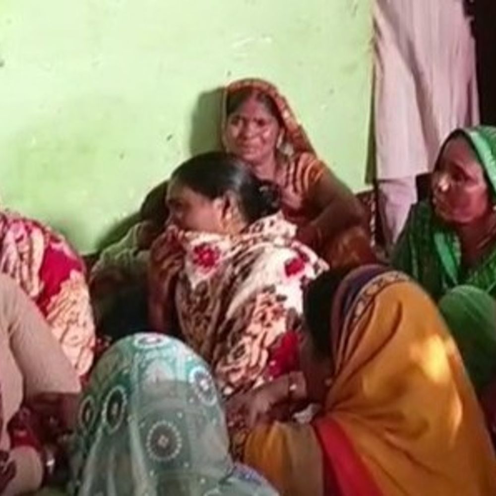 आजमगढ़ में युवती की संदिग्ध मौत:पिता ने कोल्ड ड्रिंक में जहर देकर हत्या का आरोप लगाया, केस दर्ज; फॉरेंसिक जांच शुरू