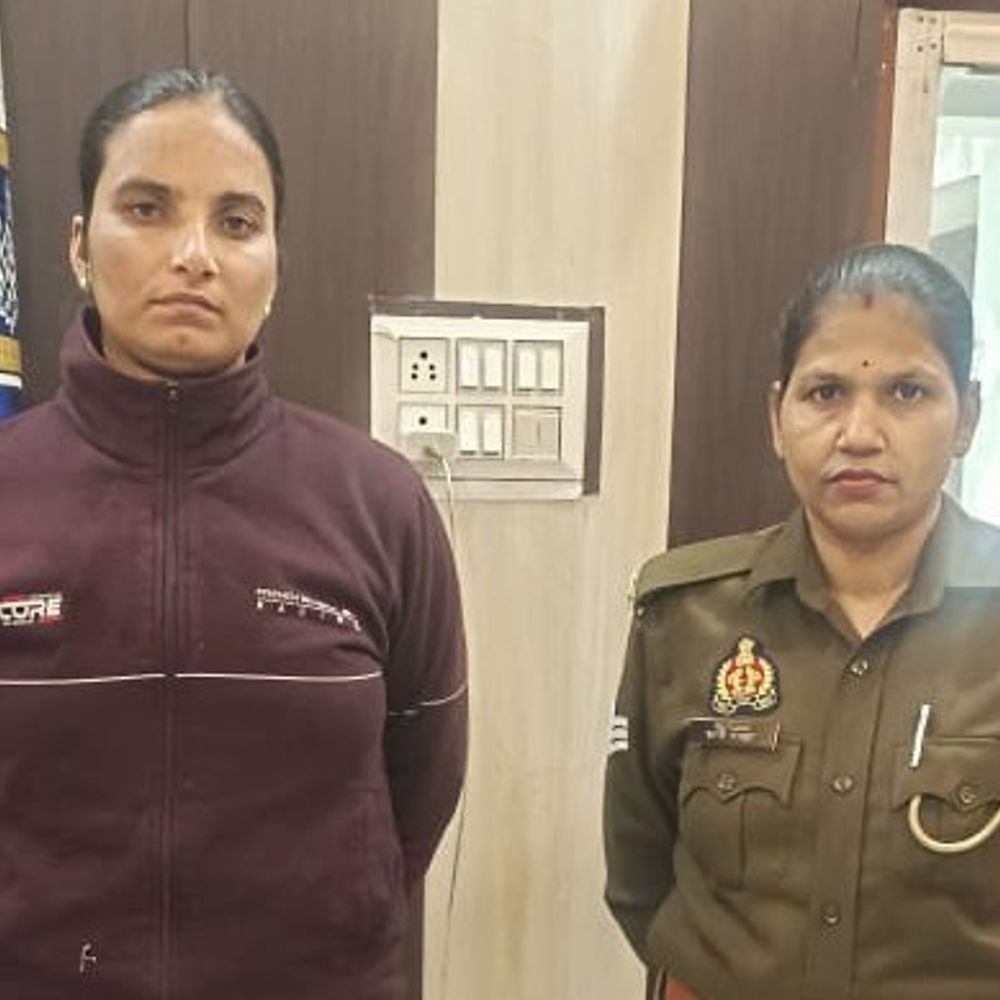 इंस्पेक्टर अरुण राय मौत मामले में चार्जशीट दाखिल:जालौन में सिपाही मीनाक्षी शर्मा पर हत्या का आरोप, 9 मार्च को पेशी