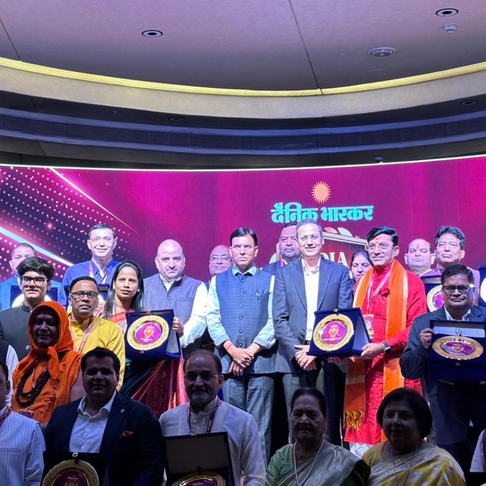 इंडिया प्राइड अवॉर्ड के पांचवें सीजन का आयोजन:दैनिक भास्कर समूह ने मध्य प्रदेश, राजस्थान और छत्तीसगढ़ के दिग्गजों को सम्मानित किया