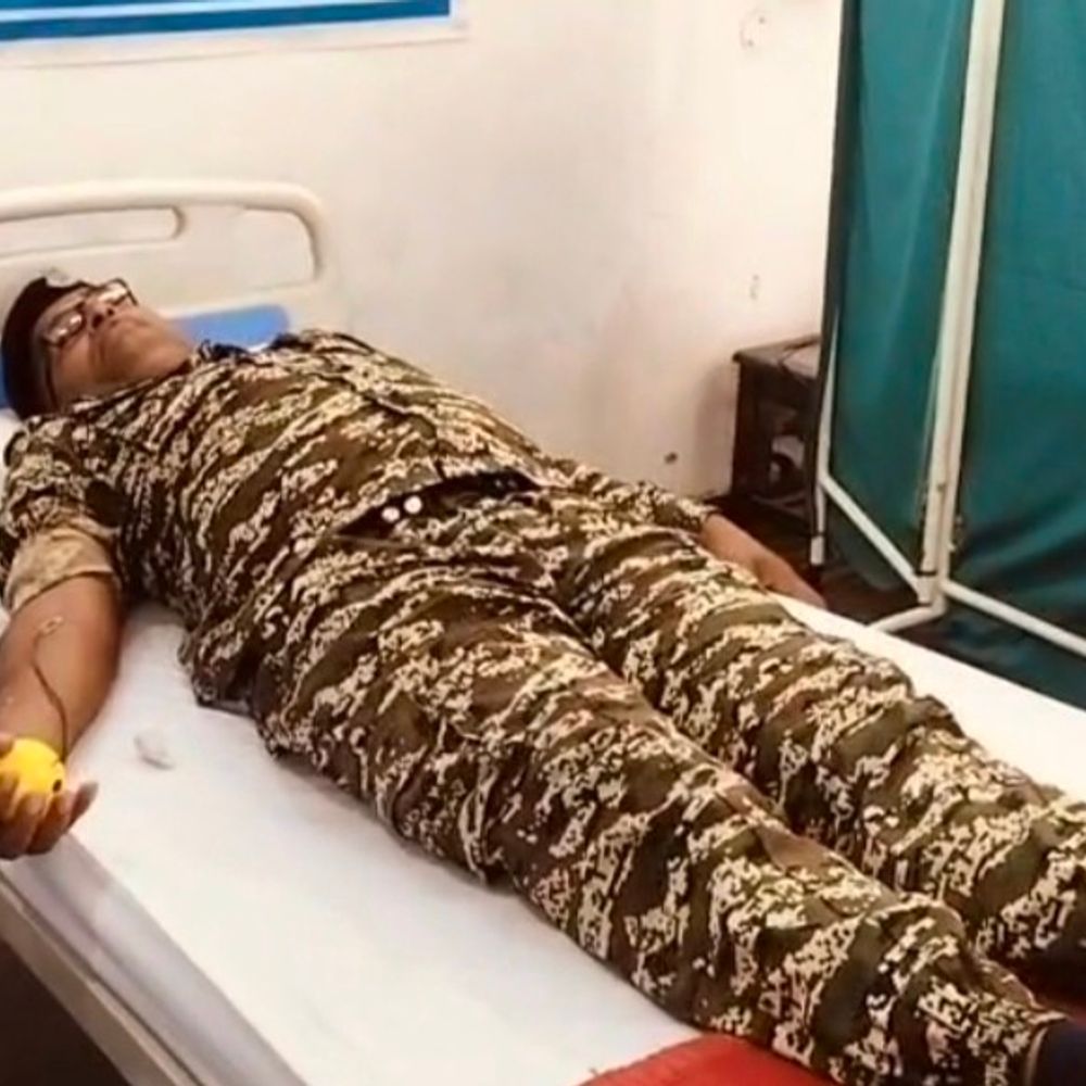 CRPF त्रिसुंडी में 87वां हेल्थ चेकअप और ब्लड डोनेशन कैंप:डीआईजी मदन कुमार ने किया शुभारंभ, जवानों-अधिकारियों ने किया रक्तदान