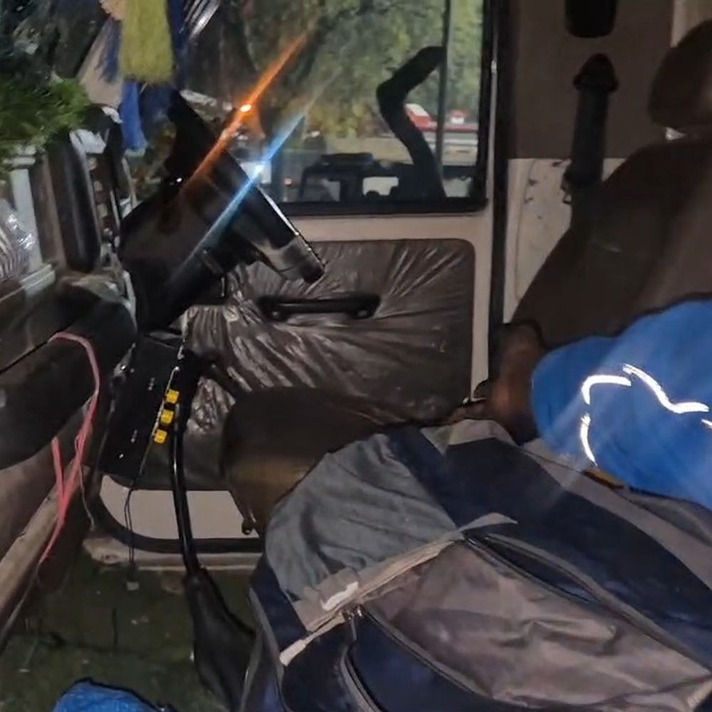 गोंडा में भैंस व्यापारी से मारपीट, तीन घायल:12 नामजद व अज्ञात पर केस; 3 पिकअप गाड़ी और चार लाख रुपए लूट का भी आरोप