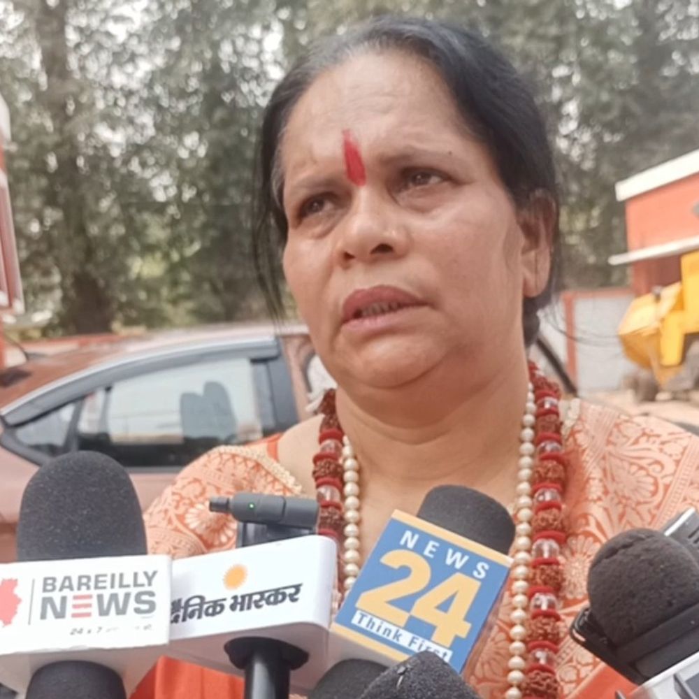 बरेली में साध्वी प्राची ने कांग्रेस पर साधा निशाना:बोलीं- राहुल गांधी के बयानों को गंभीरता से लेने की जरूरत नहीं