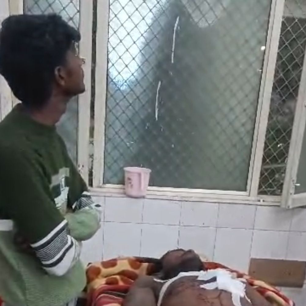 कासगंज में दो पक्षों में मारपीट, दो भाई घायल:एक को ब्लेड से मारा, दूसरे का सिर फटा, कई हिरासत में