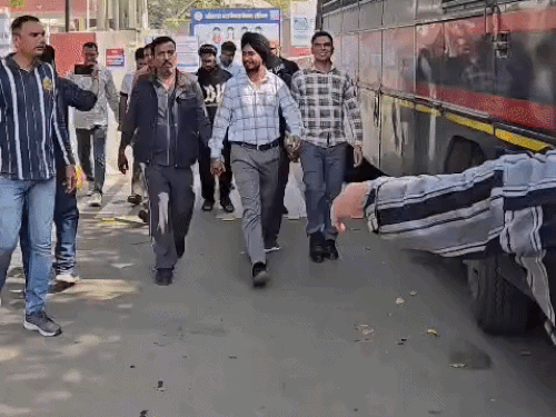 हरियाणा बैंकिंग फ्रॉड : ACB नहीं बढ़वा पाई रिमांड:  न्यायिक हिरासत भेजे आरोपी, पंचायत विभाग सुपरिडेंट बोला- ये दिन भी कट जाएंगें – Panchkula News