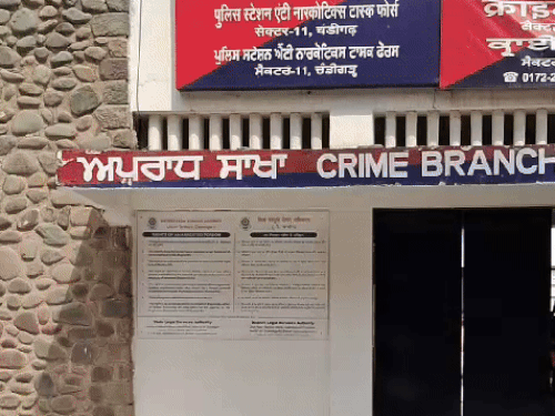 पाकिस्तान से हेरोइन मंगाकर ट्राईसिटी में सप्लाई:  चंडीगढ़ में नशा तस्कर गिरोह का भंडाफोड़, 3 किलो हेरोइन समेत 5 गिरफ्तार – Chandigarh News