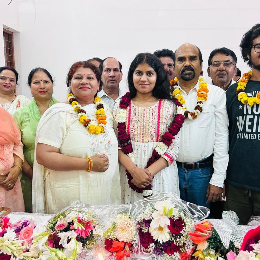 मेरठ की वंशिका भगत ने UPSC में पाई 809वीं रैंक:सेल्फ स्टडी और स्मार्ट तैयारी से हासिल की कामयाबी, माता-पिता को दिया श्रेय
