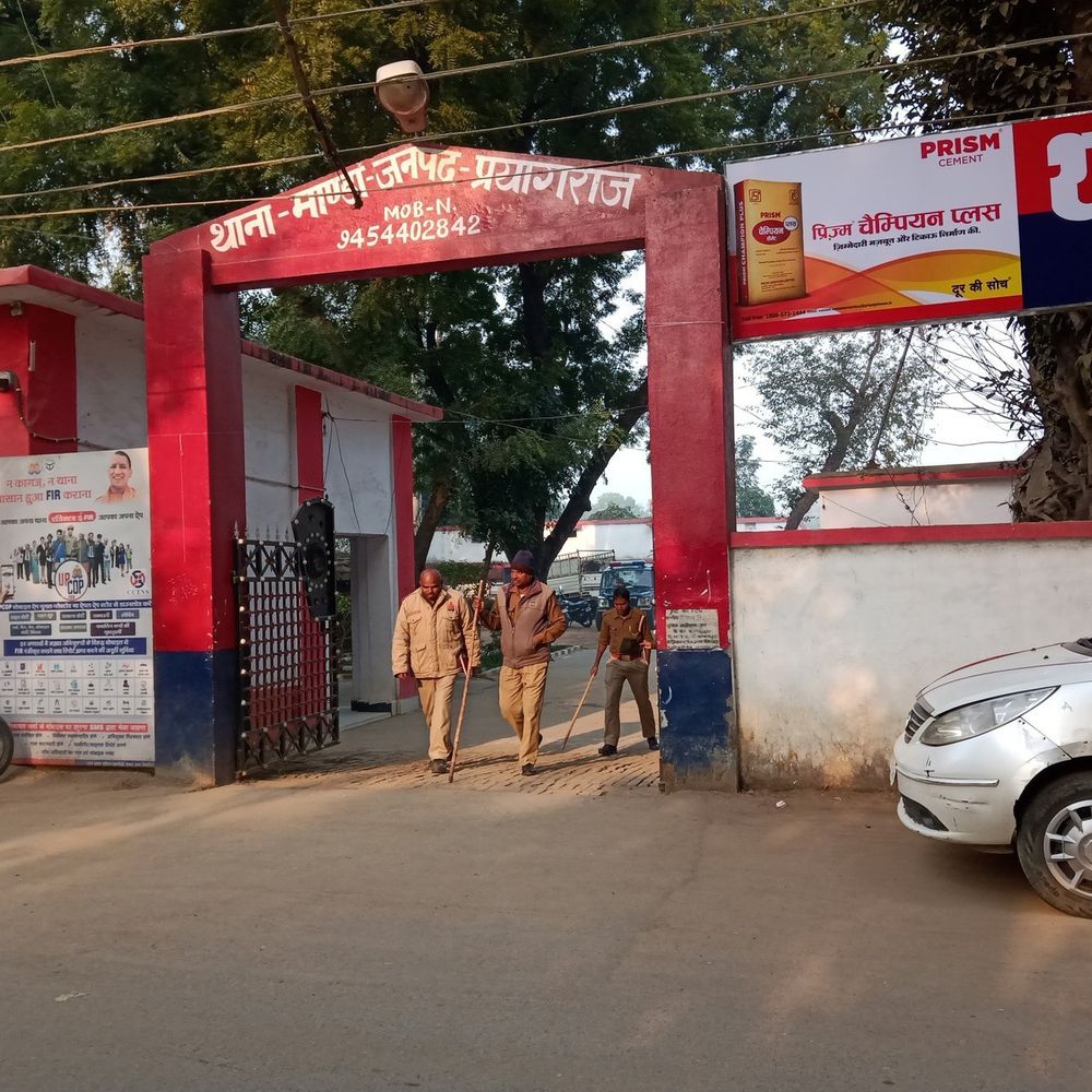 प्रयागराज में 6 वर्षीय छात्र का अपहरण:दादा के सामने कार सवार बदमाशों ने किया अगवा, सीसीटीवी में दिखी कार