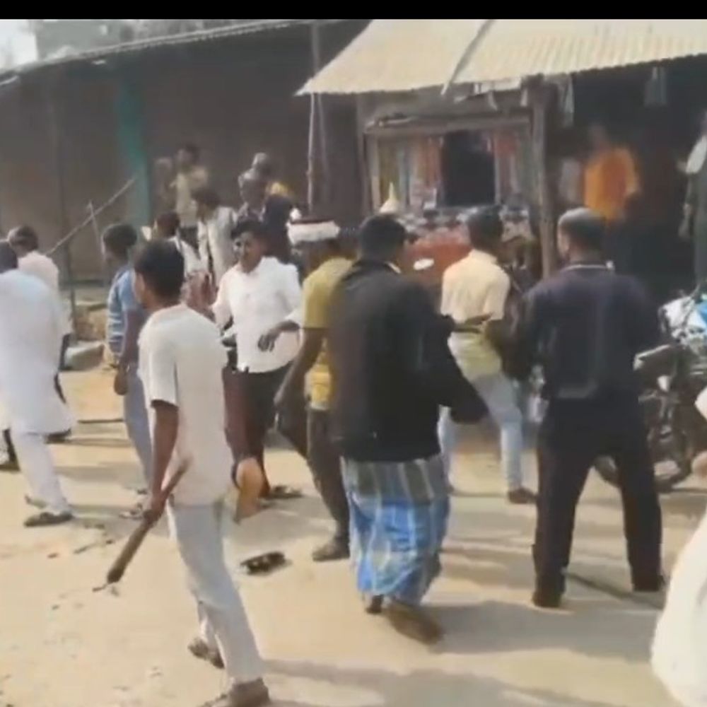 बहराइच में पैसों के लेनदेन पर दो गुटों में मारपीट:पंचायत के दौरान हुआ विवाद, कई लोग घायल